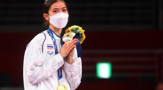 “เทนนิส พาณิภัค วงศ์พัฒนกิจ” เจ้าของเหรียญทองเทควันโดในโอลิมปิก2020